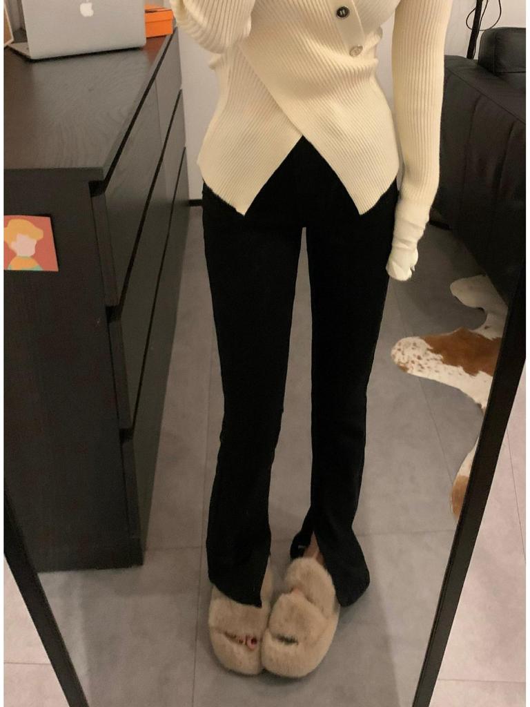 2025 Apricot Ribbed V-Neck Cinched-Waist Sweater - Women's Slimming Knitwear for Spring, Autumn, and Winter