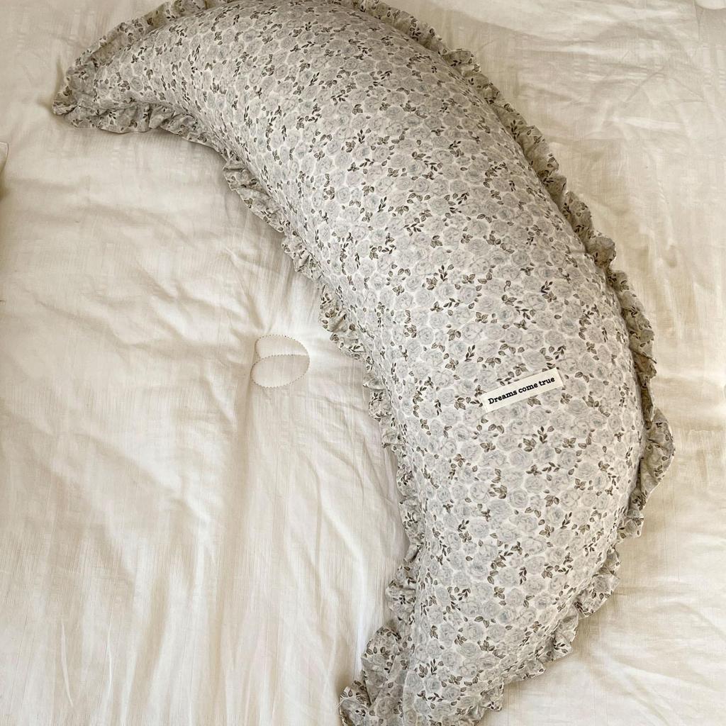 Cotton & Linen Moon Pillow: Baby Soothing, Washable, Pregnancy Support