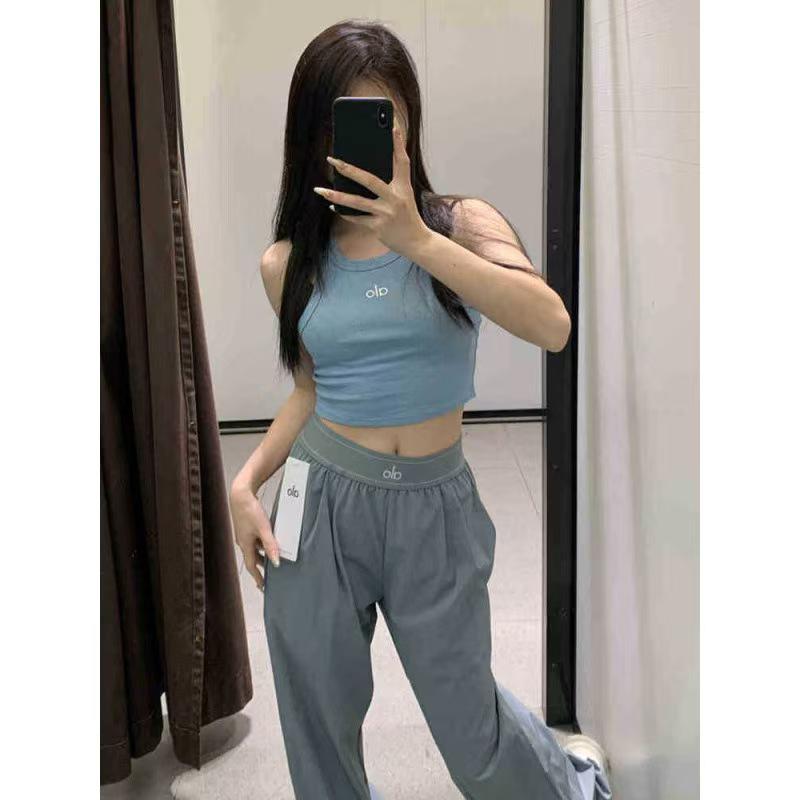 

Женский дышащий спортивный жилет в рубчик для йоги 2025 - приятная к коже майка для тренировок Medium светло-синий