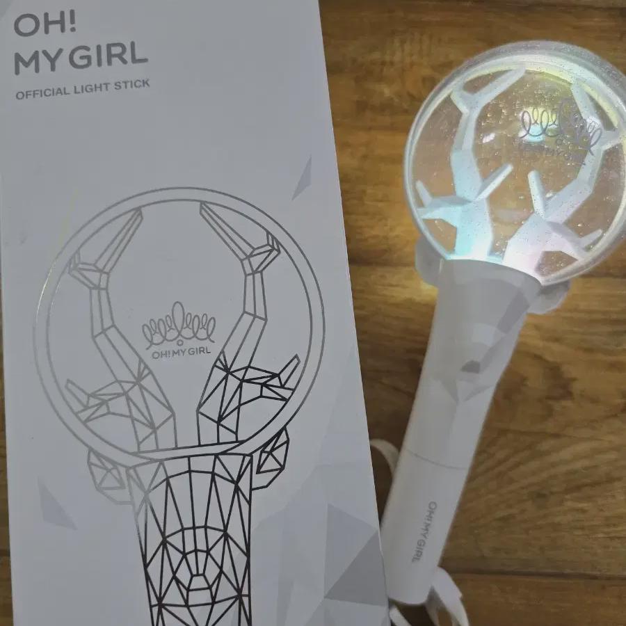 

Oh My Girl Dear My Bong Lightstick