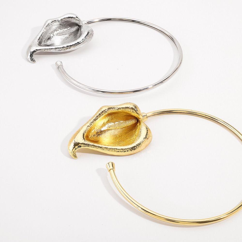Leaf Geometric Circular Collar Bohemian Gold Jewelry Fashion 3D Flower Metal Choker Girls