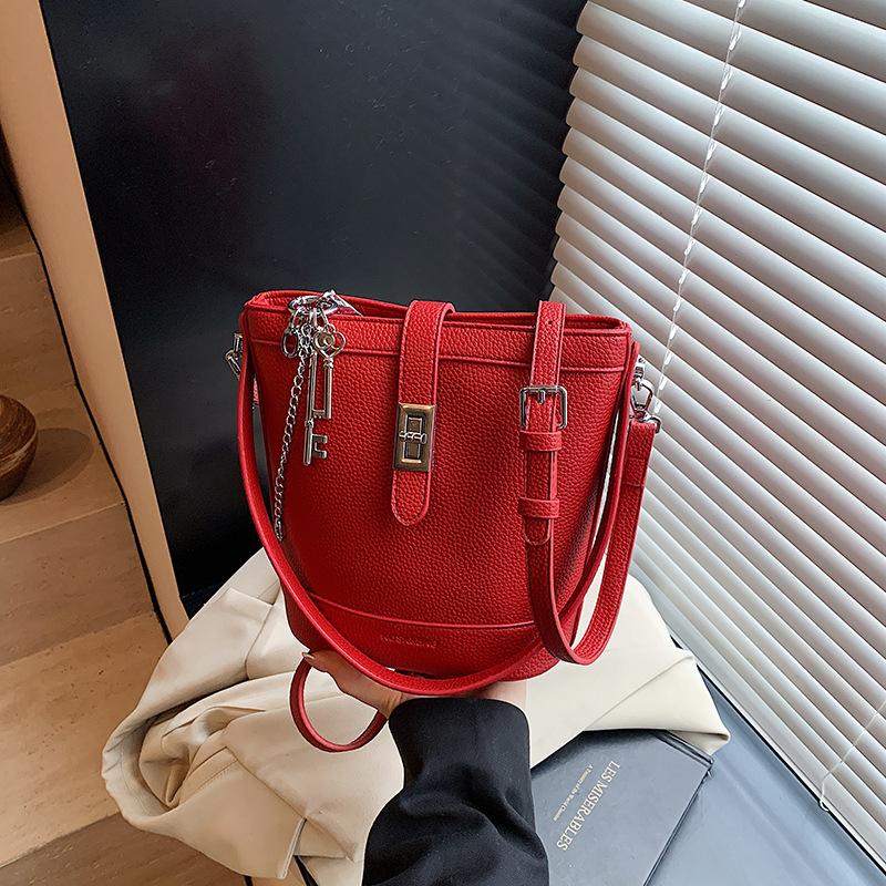 Niche Bag Women's New Popular Bucket Small Bag High-end Sense Versatile Shoulder Messenger Bag