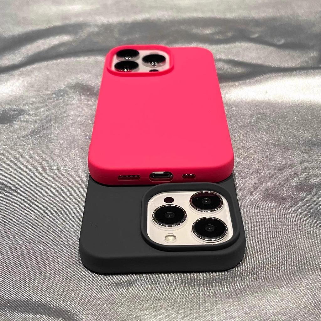 Solid Color Silicone Case for iPhone 17 - Skin-like, Drop-proof, Protective Cover for Apple 16 Pro Max