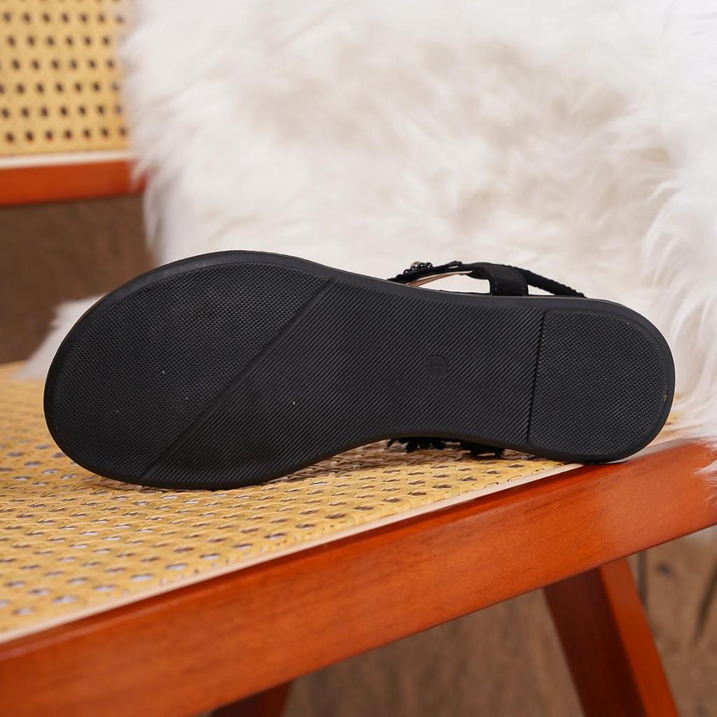 2025 Bohemian Flower Rivet Thong Sandals, Women's Holiday Versatile Plus Size Beach Flats