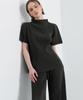 PLEATSMOOD Essential Pleats Half-Neck Top