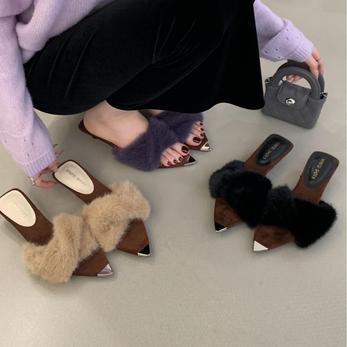 

2025 осень новый замшевый однословный с натуральным кроличьим мехом на толстой подошве верхняя одежда полушлепки тонкий каблук острый носок с открытым носком женские модные туфли 39