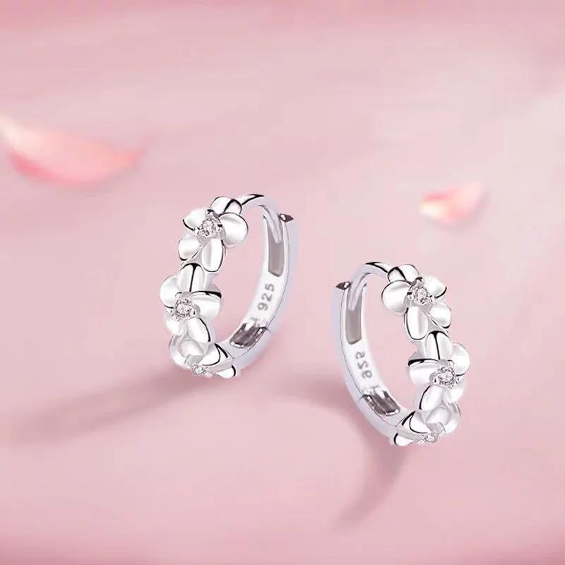 Classic Fashion Crystal Zircon Flower Type Three Five-leaf Hoop Earrings for Women High Quality Bride Jewelry Accessories Gift