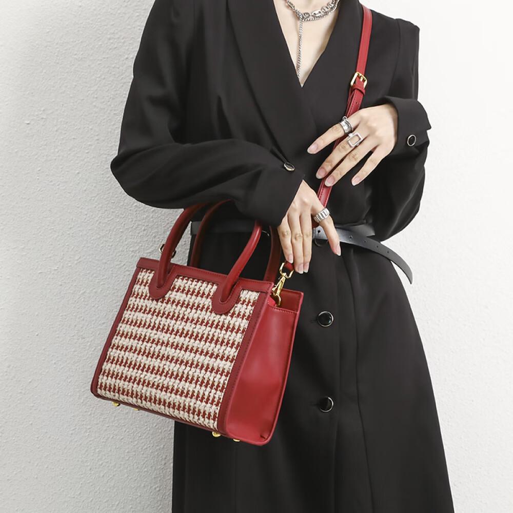 Women's Bag Light Luxury Wedding Bag Bride Bag Large Capacity Shoulder Bag Red Length 28cm Wide 9cm High 21cm
