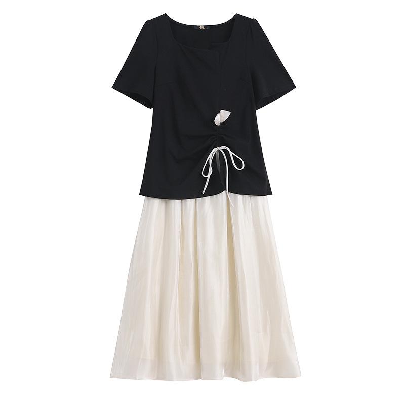 A New Summer Dress Set for Plus-size Women, Featuring Irregular Square Collar Short-sleeved Tops and High-waisted Skirts
