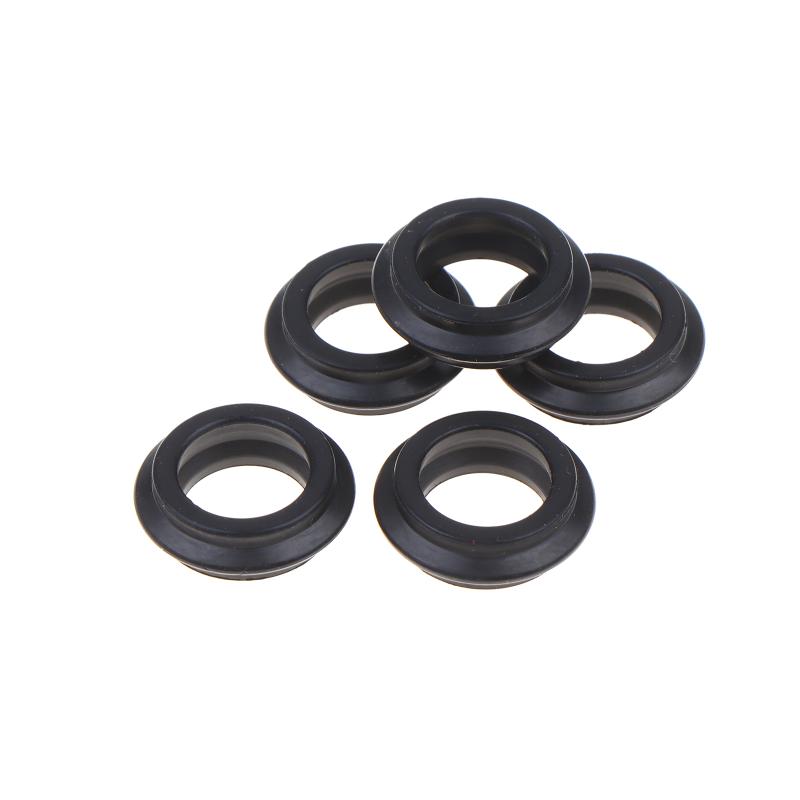 Car Engine Oil Cooler Outlet Pipe Seal Plastic Black Fuel Oil Seal Pipe For Range Rover Lr030593