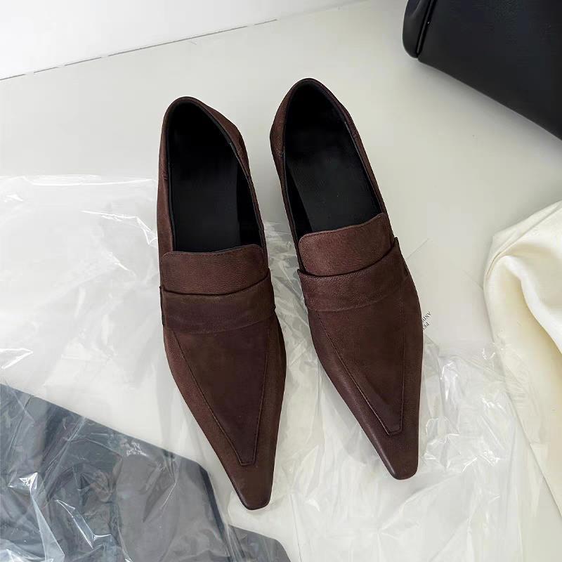 Spring 2025 French Retro Genuine Leather Pointed Toe Low Heel Slip-on Kitten Heels for Women