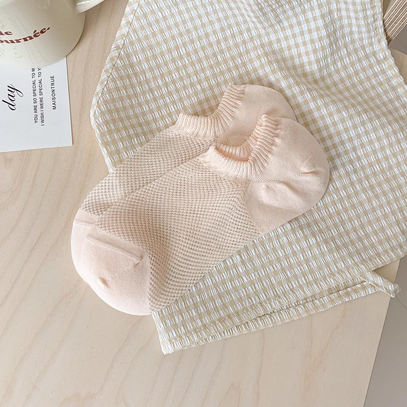 Female Summer Thin Style Pure Color All Kinds of Small Fresh Invisible Mesh Boneless Breathable Boat Socks