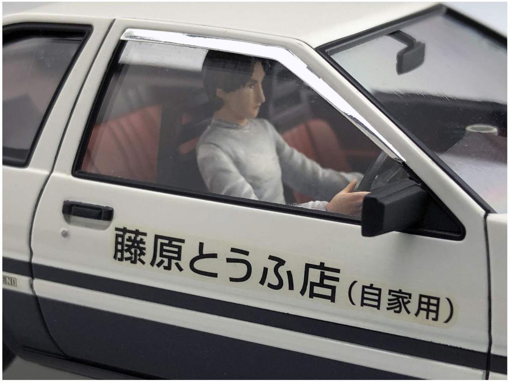 Aoshima Bunka Kyozai Initial D Serie 14 Takumi Fujiwara AE86 Trueno mit Fahrerfigur Plastikmodell (AOSHIMA) 1/24 Nr.