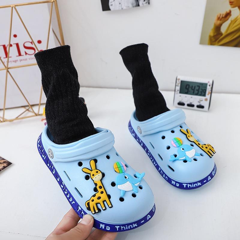 

Дитяче дитяче взуття для приміщень Симпатичні сандалі для ванної кімнати проти ковзання на м’якій підошві для чоловіків і дівчат. 28-29 синій