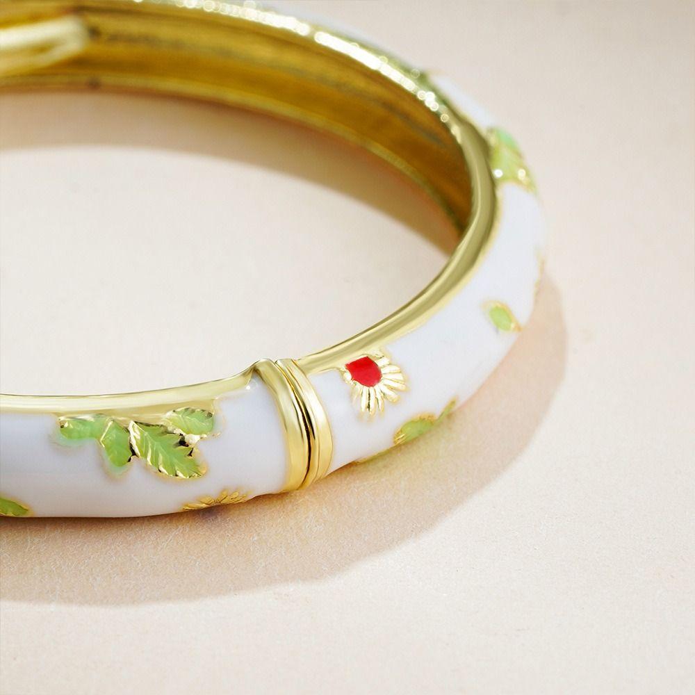 Classic Hollow Out Flower Bangle Traditional Women's Hand Bracelet  Jewelry Gifts