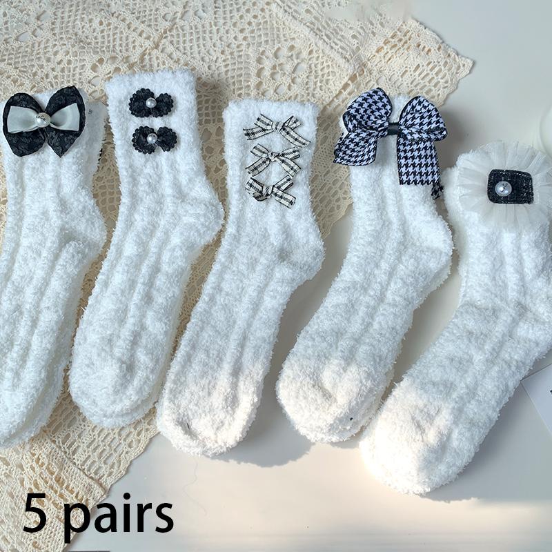 10 Pairs of WOMEN'S Cotton Socks, Casual Breathable Short Socks, and Girls' Cartoon Bear Low Cut Ankle Boat Socks