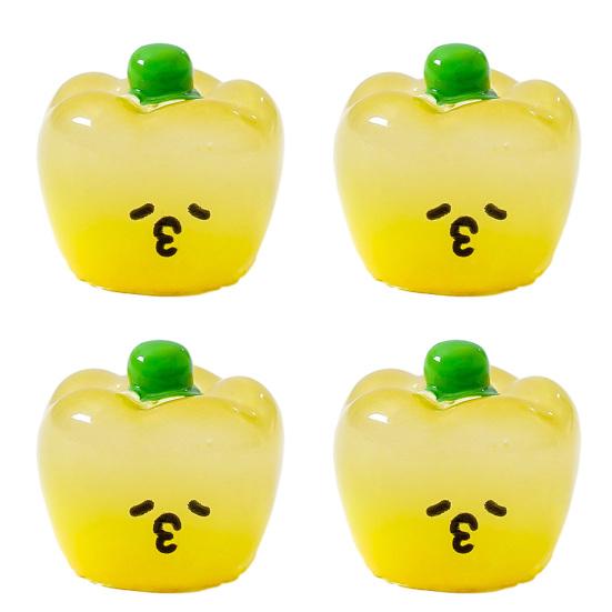 4Pcs Mini Resin Vegetable Figurines Cute Car Dashboard Decor, Adhesive Mounted Resin Car Interior Decorations for Women, Mini Dashboard Ornaments