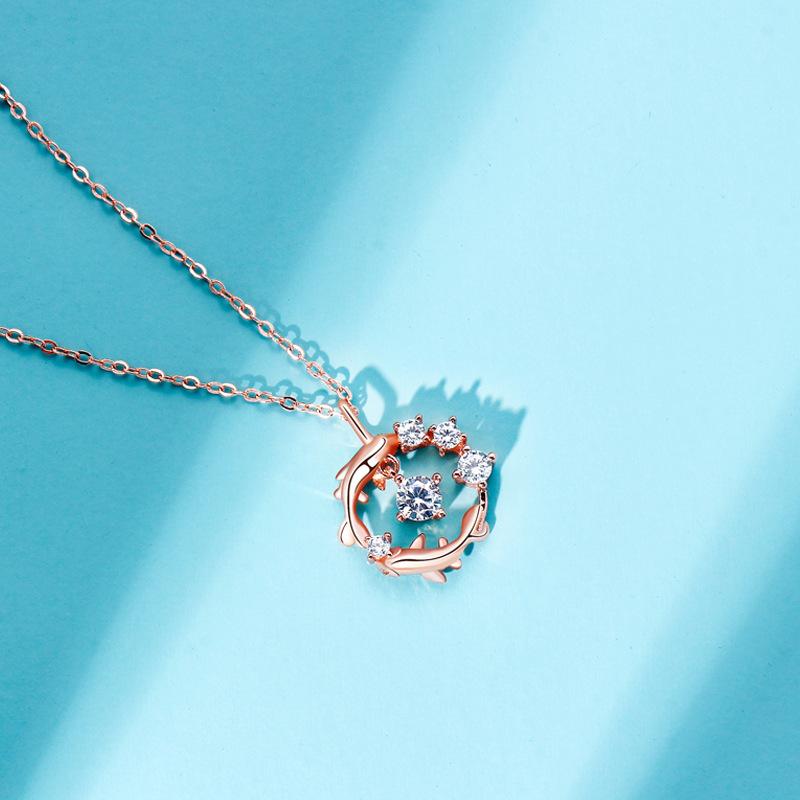 

Ожерелье Lucky Koi Mobius для женщин, легкое, роскошное, нишевое, новый китайский подарок на день рождения