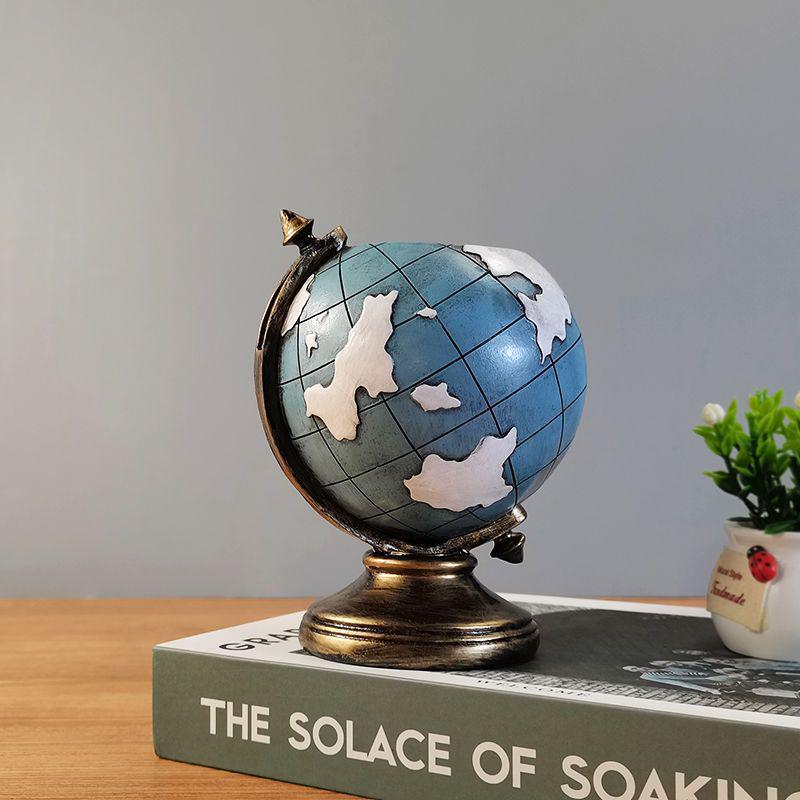 European Style Multifunctional Retro Pen Holder with Storage for Desk and Living Room Decor