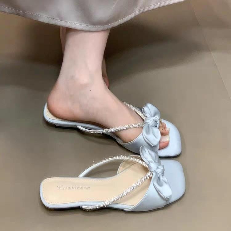 2025 summer new cool slippers women wear French bow rhinestones with sweet fairy style square head