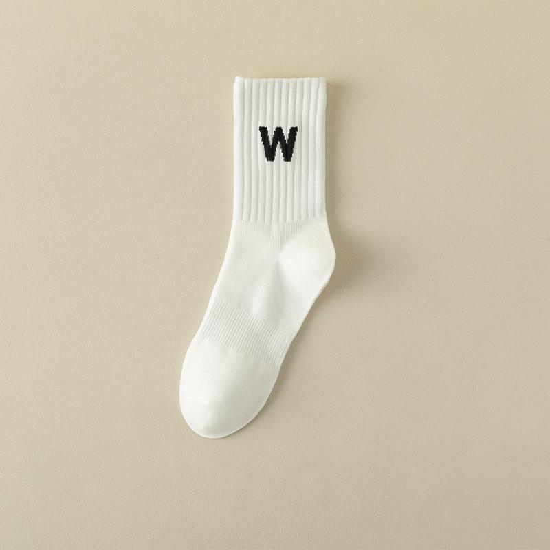 Female Spring and Autumn Fashion New Cotton Sports Tube Socks