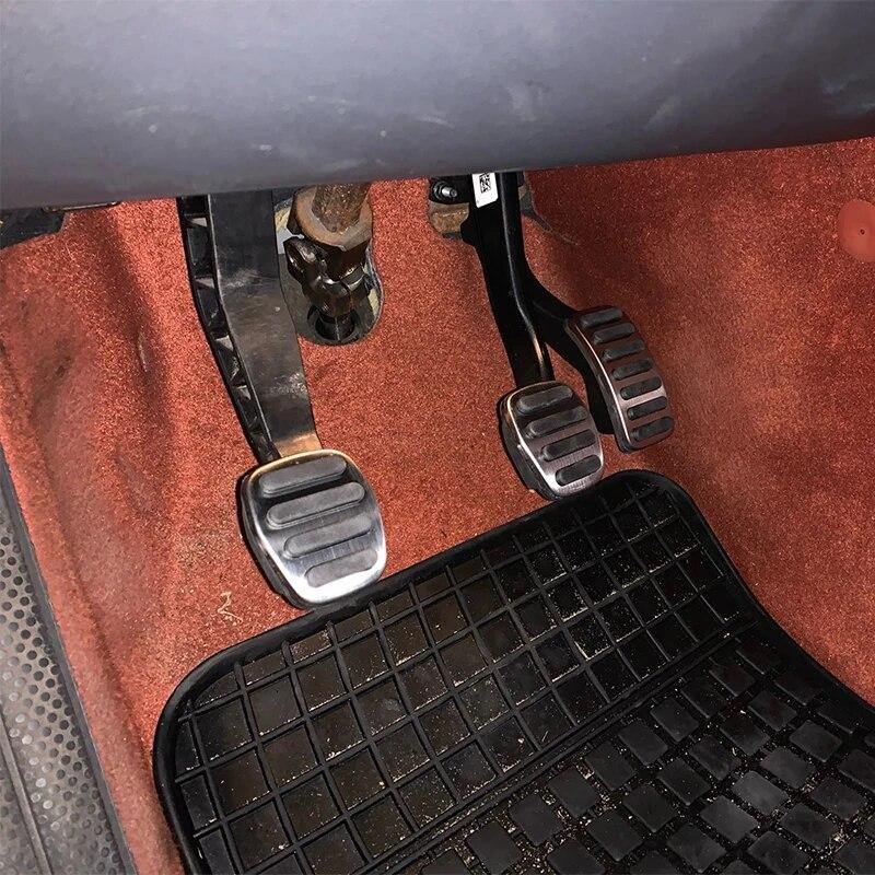 Stainless Steel Foot Rest Pedal Gas & Brake Pedal Anti-slip Pad Cover AT MT For Volvo V40 XC40 C30 C70 S40 GEELY BOYUE