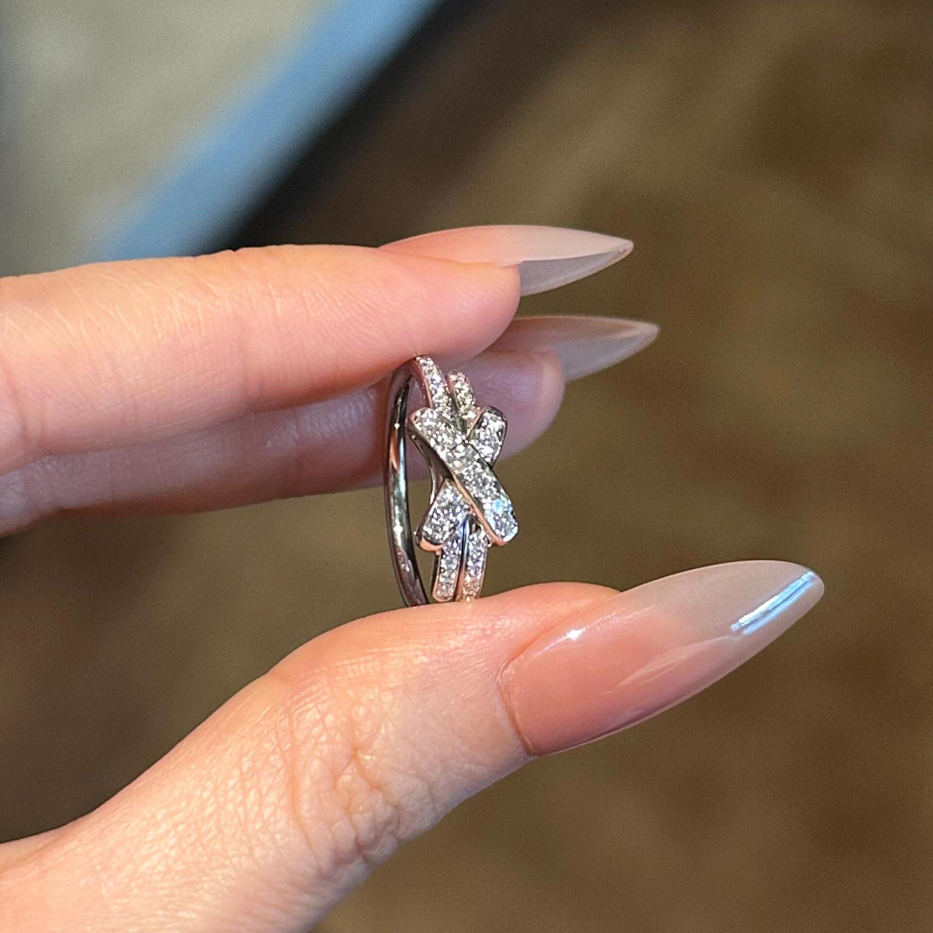 

Cross Ring, Ring, Thick-plated 18k Gold with Diamonds, Full of Diamonds, Seiko Hand Jewelry, Men s and Women s Full Diamonds. no. 6 [hong kong no. 12-13]