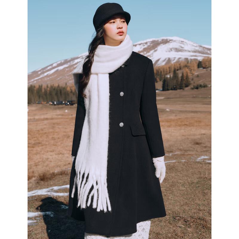 Qiu Shui Yi Ren Women's 100% Lamb Wool Lapel Coat