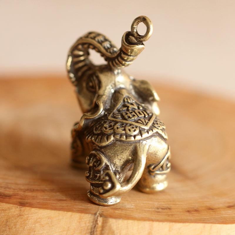 Portachiavi Ciondolo Elefante di Rame Auspicioso Ottone Vintage Metallo Animale Portachiavi Ornamenti Portachiavi Ciondoli Portachiavi Gioielli