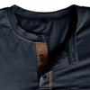 Męski T-shirt z długim rękawem Henley w blokach kolorystycznych, jesień/zima 2023, styl europejski i amerykański