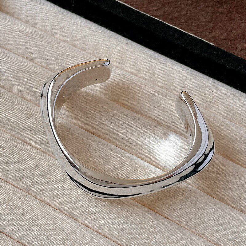 Europe and America Cross Border Wave Cold Wind Open-Ended Bracelet Simple and Exaggerated Stylish Bracelet Accessible Luxury Fancy Bracelet for Women