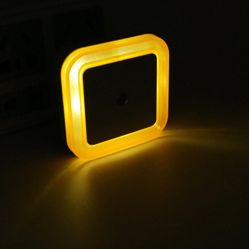 Bezprzewodowa lampka nocna LED z czujnikiem światła Mini lampka nocna z wtyczką EU do pokoju dziecięcego, sypialni, dekoracja, oświetlenie