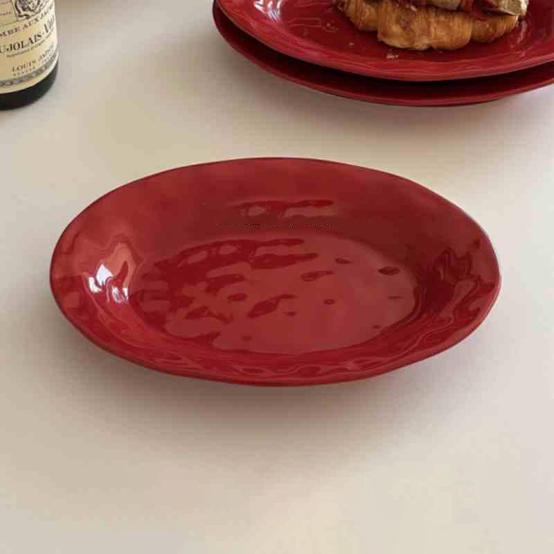 

Красная керамическая овальная тарелка неровной формы, простая тарелка для спагетти, однотонная обеденная тарелка, бытовая глубокая тарелка, тарелка для выпечки 24 см 24cm красный