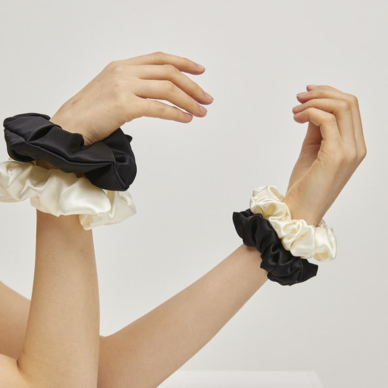 Dwelly Premium Mulberry Silk 100% Scrunchie L (6 Colors)