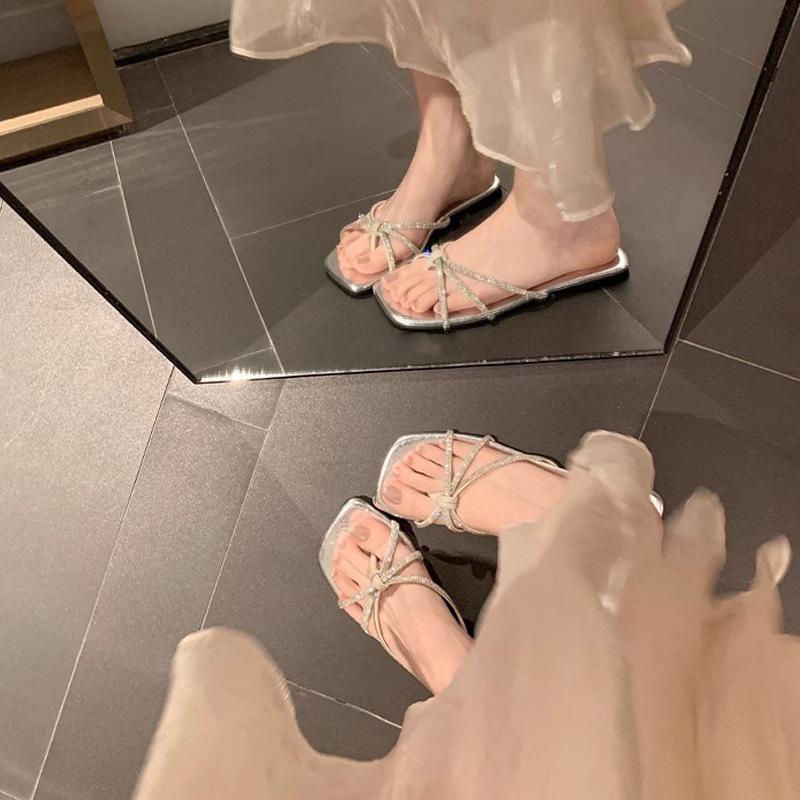 Grape mother same French square head pinch foot cold slippers women's summer wear rhinestone thin belt flat-bottomed beach slippers