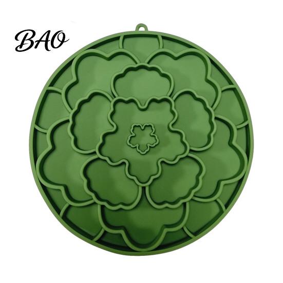 Slow Feeder for Wet And Dry Food Pet Mat, Soft Silicone Dog Lick Prevents Choking, Dish Dogs Cats Kibbles Thick Treat Multi-grid Mat