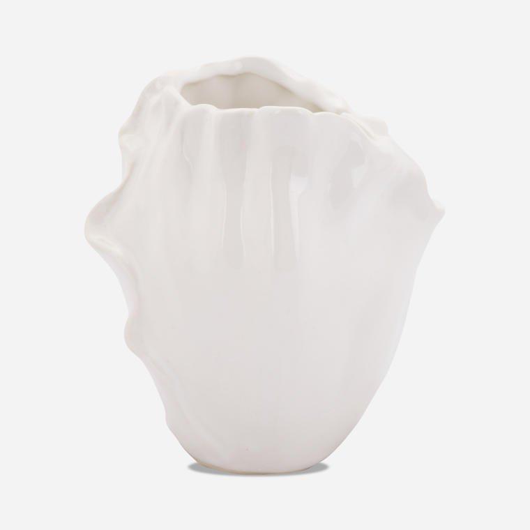 White Beauty ceramic vase in the shape of a flower petal