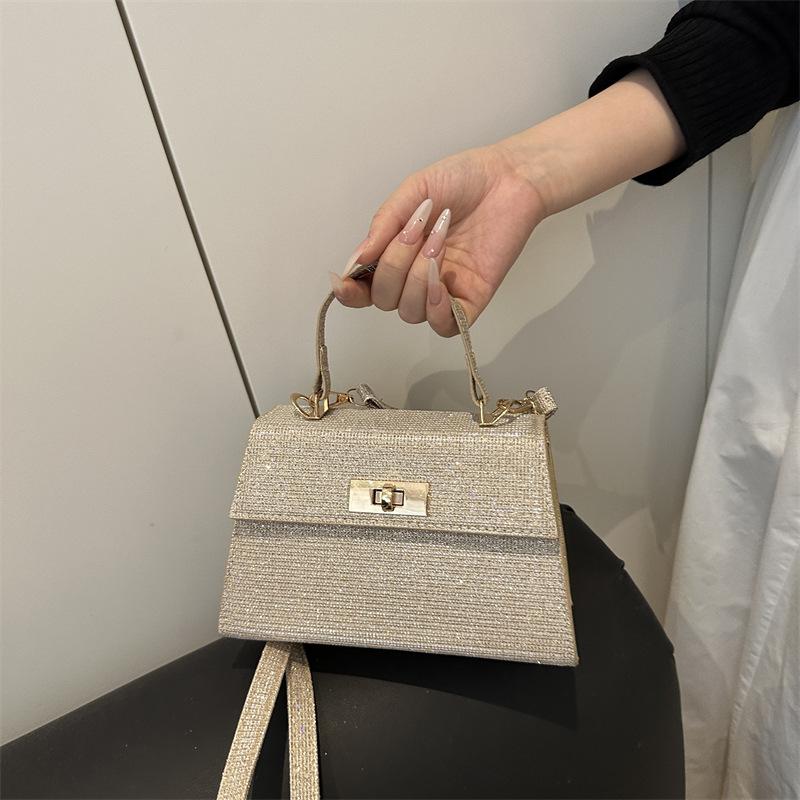 High-end Textured Handbag for Women's Bag, Fashionable and Versatile One-shoulder Crossbody Bag, Retro and Fashionable Small Square Bag