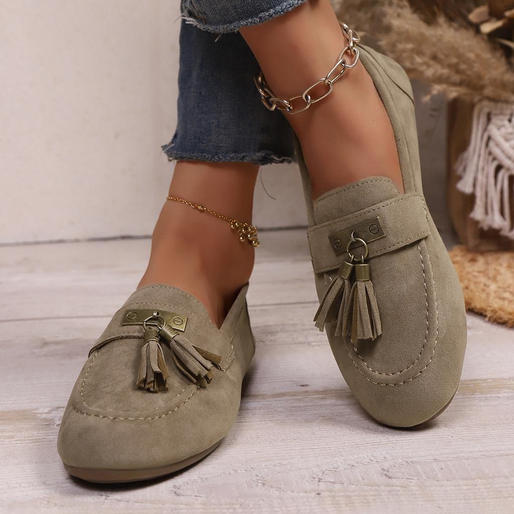 Fashion Women Loafers Outdoor Tassels Flat Sneakers Women Comfortable Vacation Shoes Round Toe Walking Shoes Ladies Zapatos De Mujer