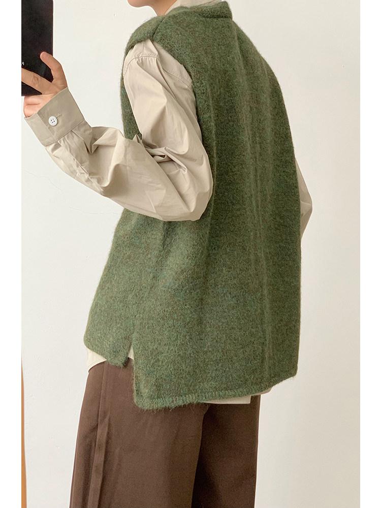 Unisex Japanese Retro Knit Vest - Cozy Old Money Style Waistcoat for Kids, Autumn Winter Layering Sleeveless Sweater Cardigan