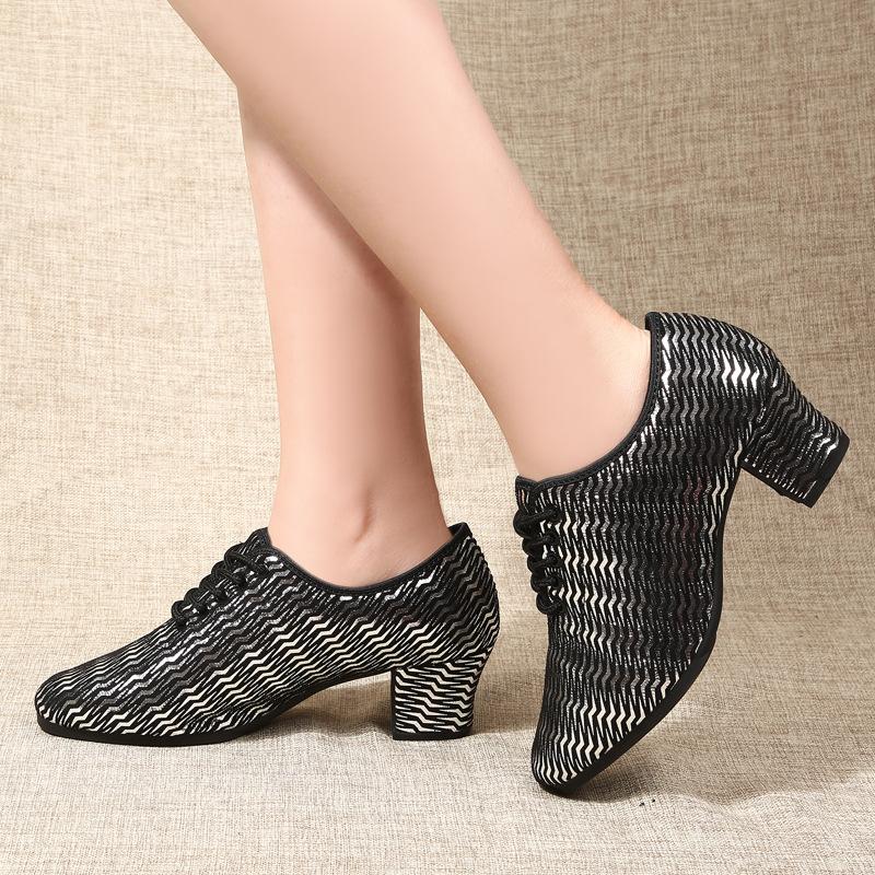 Women's New Latin Dance Shoes Adult Dance Shoes Professional Soft-soled Practice Shoes Middle Heel Dance Women's Shoes Body Dance Shoes