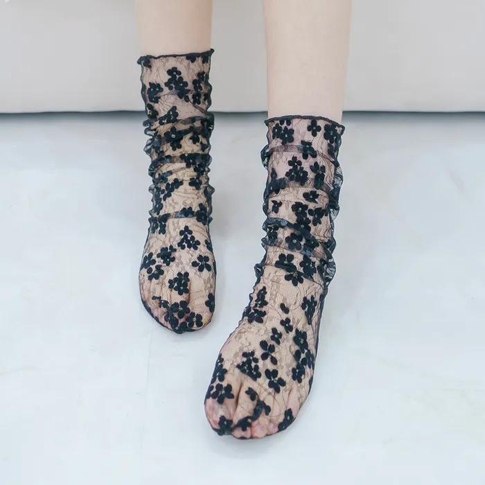 [Gift Wrapping] Flower Wave Socks 2 colors