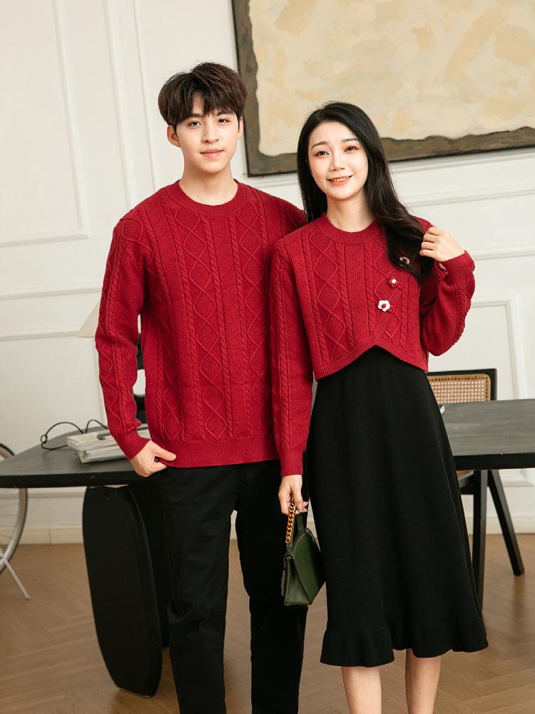 New Parent-Child Red Sweater: Women's Dress & Men's Top, Autumn/Winter Thick Knit Korean Style Family Outfit.