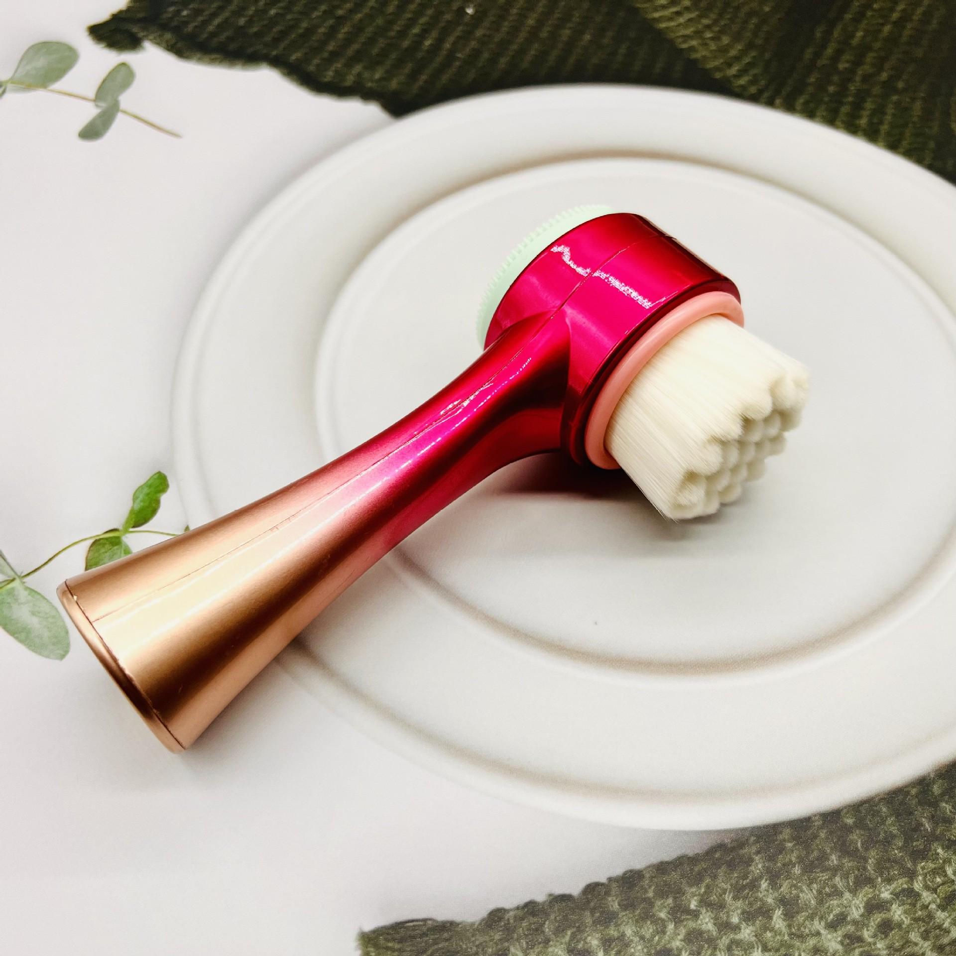 

Гальванизированная щетка для умывания лица с мягкой щетиной - Ручной очиститель пор и средство для удаления черных точек.