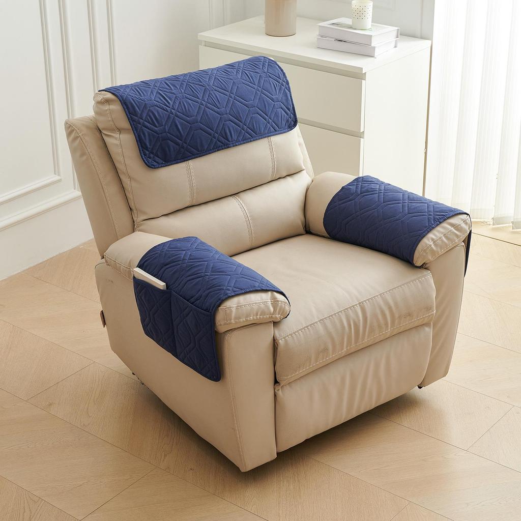 Dreiteilige Sofagarnitur: Armlehnenbezug, Kopfstützenkissenbezug & Armlehnenbezug mit Taschen