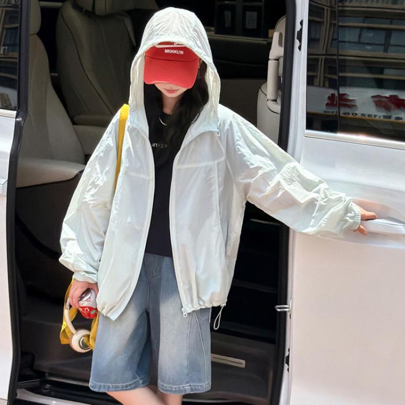 2026 Summer Girls  Stylish Lightweight Hooded Anti-UV Jacket 160 светло-синий