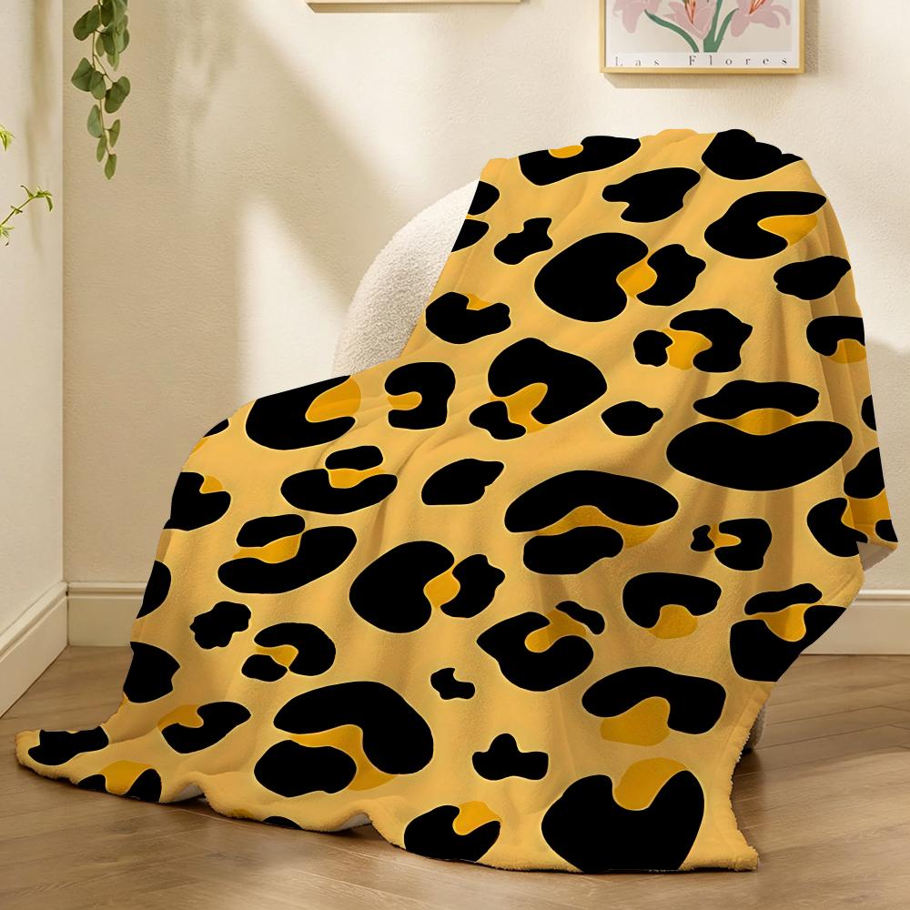 Leopard Print Animal Print Pattern Throw 240g flannel blanket, suitable for sofas, beds, offices, exquisite gift blankets