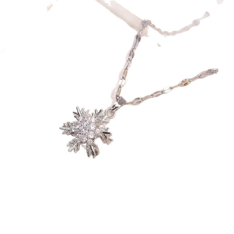 Trendy Zircon Snowflake Clavicle Necklace - Elegant Flower Style for Women