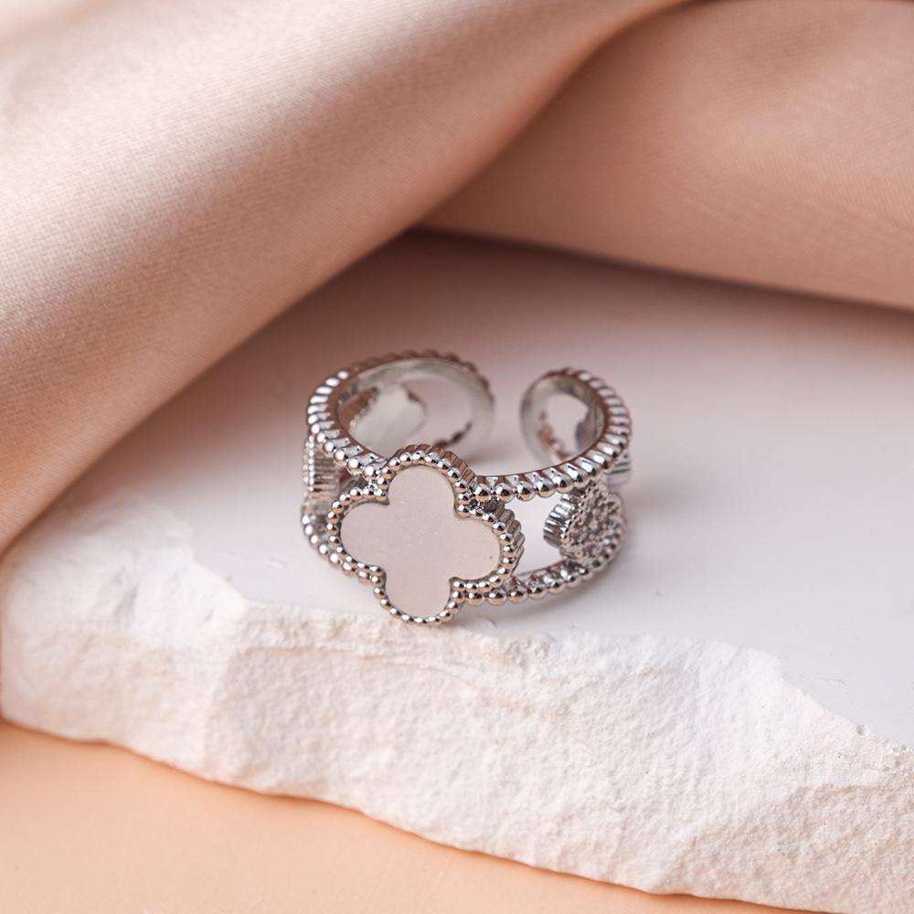 Four-leaf Clover Black and White Ring for Women Accessible Luxury High-end Adjustable Open Ring Couple Ring