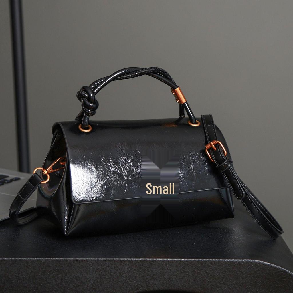 European & American Mini Shoulder Bag: Korean Fashion Niche, Underarm & Crossbody Styles